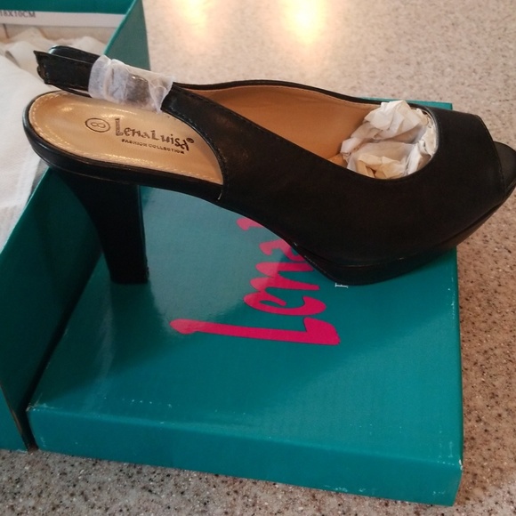 Black heels - Picture 4 of 4